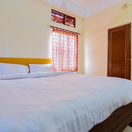 Spot On 30735 Dreamland Guest House Dispur Bagian luar foto