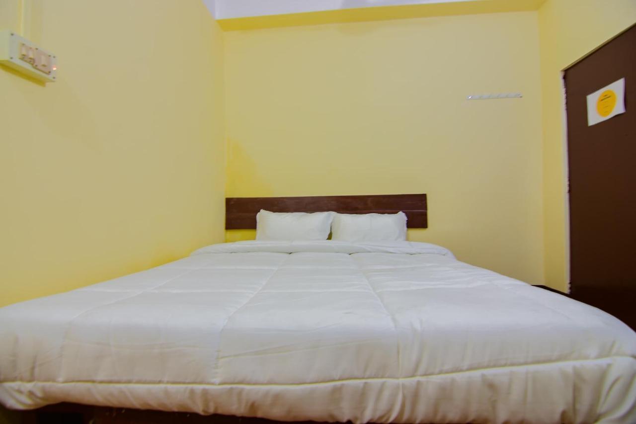 Spot On 30735 Dreamland Guest House Dispur Bagian luar foto