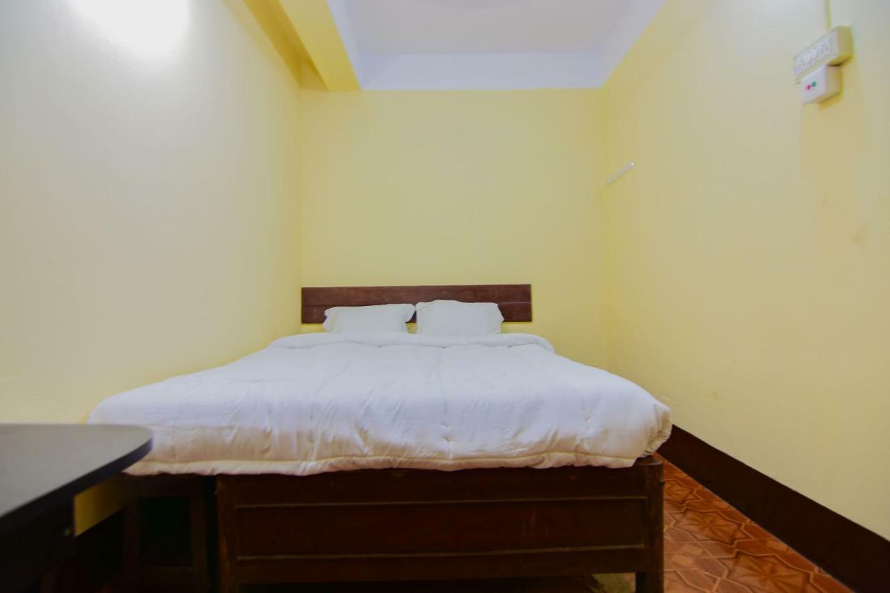 Spot On 30735 Dreamland Guest House Dispur Bagian luar foto